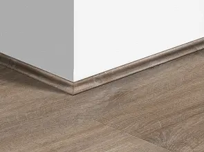 Плинтус виниловый Quick-Step Vinyl Скоция 17х17 мм Дуб каньон темно-коричневый пилёный 40059