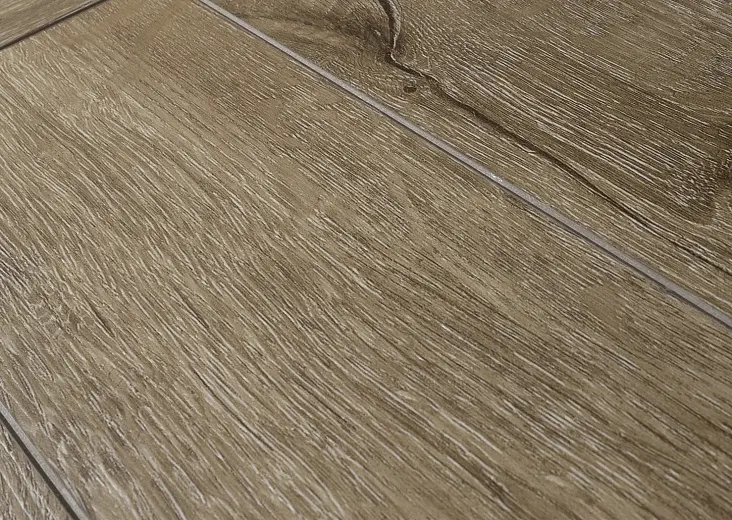 SPC ламинат Aberhof с подложкой английская (венгерская) ёлка Carmelita 0532 - фото интерьера
