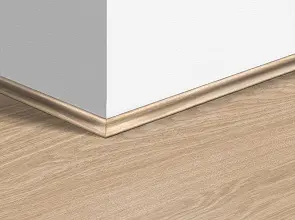 Плинтус виниловый Quick-Step Vinyl Скоция 17х17 мм Дуб чистый натуральный 40097