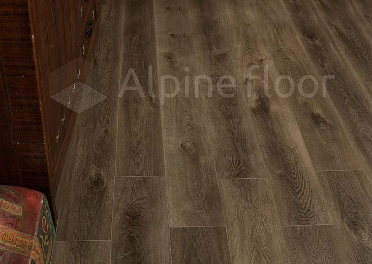 Виниловые полы Alpine Floor Premium XL Дуб Коричневый ABA ECO 7-9 - фото интерьера