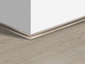 Плинтус виниловый Quick-Step Vinyl Скоция 17х17 мм Дуб хлопковый светло-серый 40105